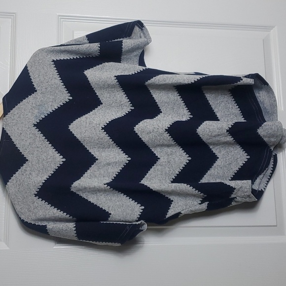 Suzy Shier Dolman Sleeve Sweater Top Chevron Pattern Size Small - Picture 5 of 10